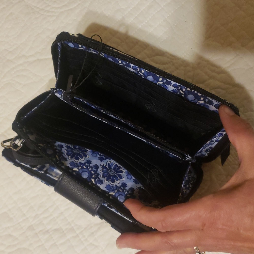 Vera Bradley Ikat Island Deluxe All In one Crossbody Wallet with Checkbook - Picture 4 of 8